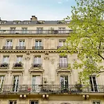 Studio rénové métro confortable Paris 2pers wifi